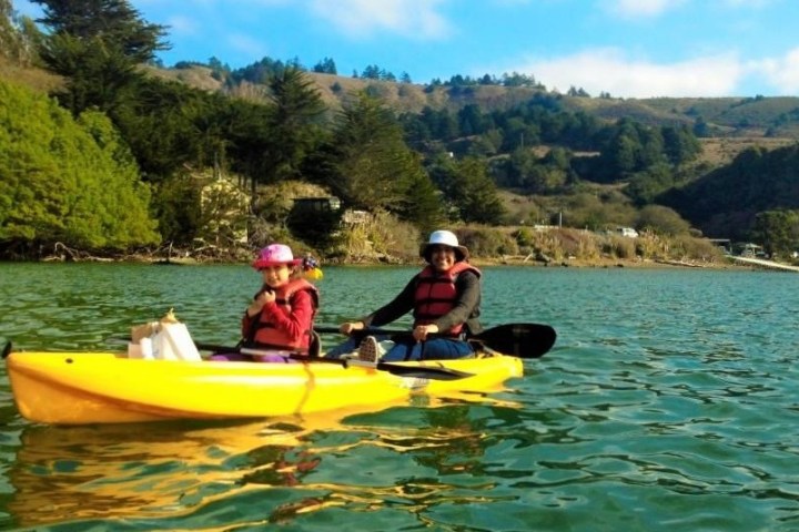 people kayaking